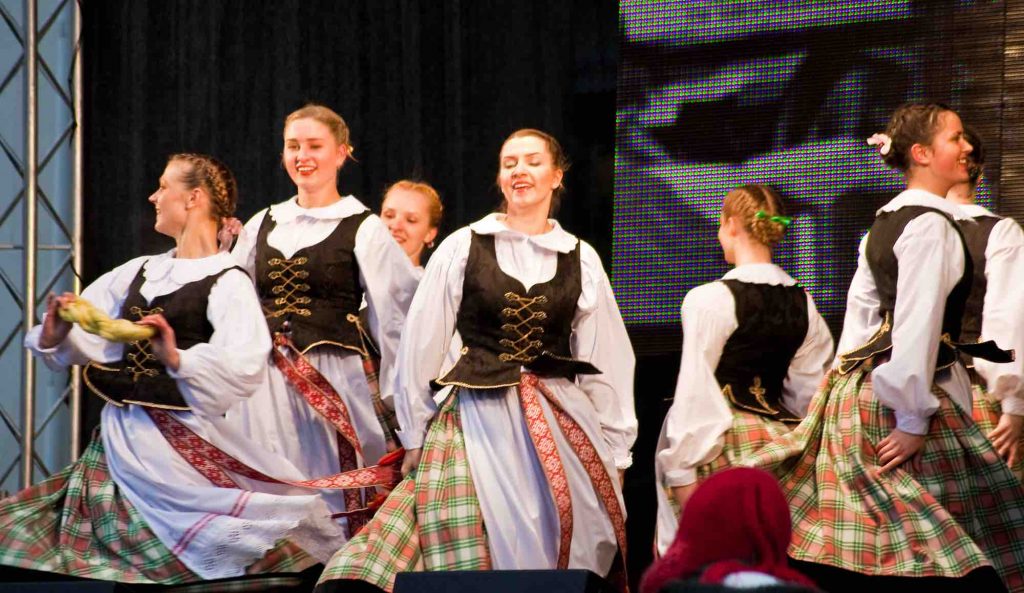 TRADISJON: I dette landet tar man vare på tradisjoner, som på Kaziukas Fair Vilnius 2015