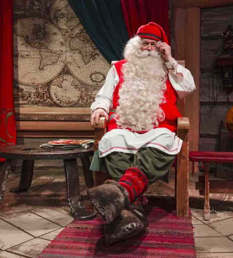 Julenissen på sitt kontor i Rovaniemi
